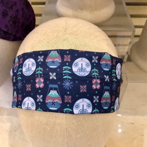 Disney's It's a Small World Headband - Picture 2 of 5